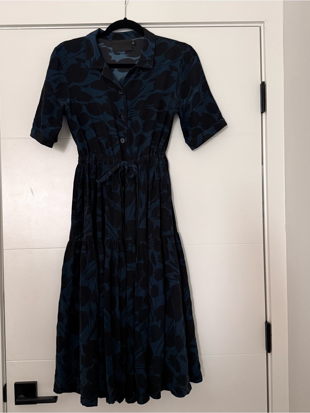 No. 6 Store Cather Dress 100% Silk - Picture 3 of 9